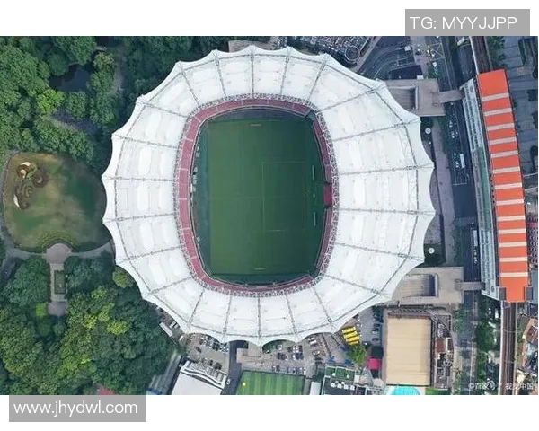 3月21日足球明星齐聚一堂共庆绿茵传奇与未来希望的交汇时刻 3月21日足球明星齐聚一堂共庆绿茵传奇与未来希望的交汇时刻